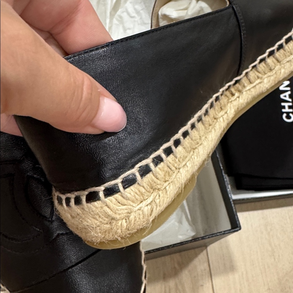 CHANEL Black Leather Espadrilles 37 - Picture 4 of 7